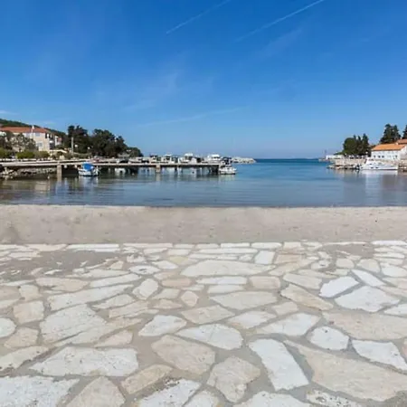 Holiday House Olea