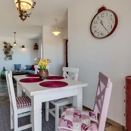 Holiday House Olea *