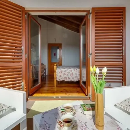 别墅 Holiday House Olea Lukoran